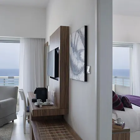 Atlantica Sea Breeze, Adults Only
